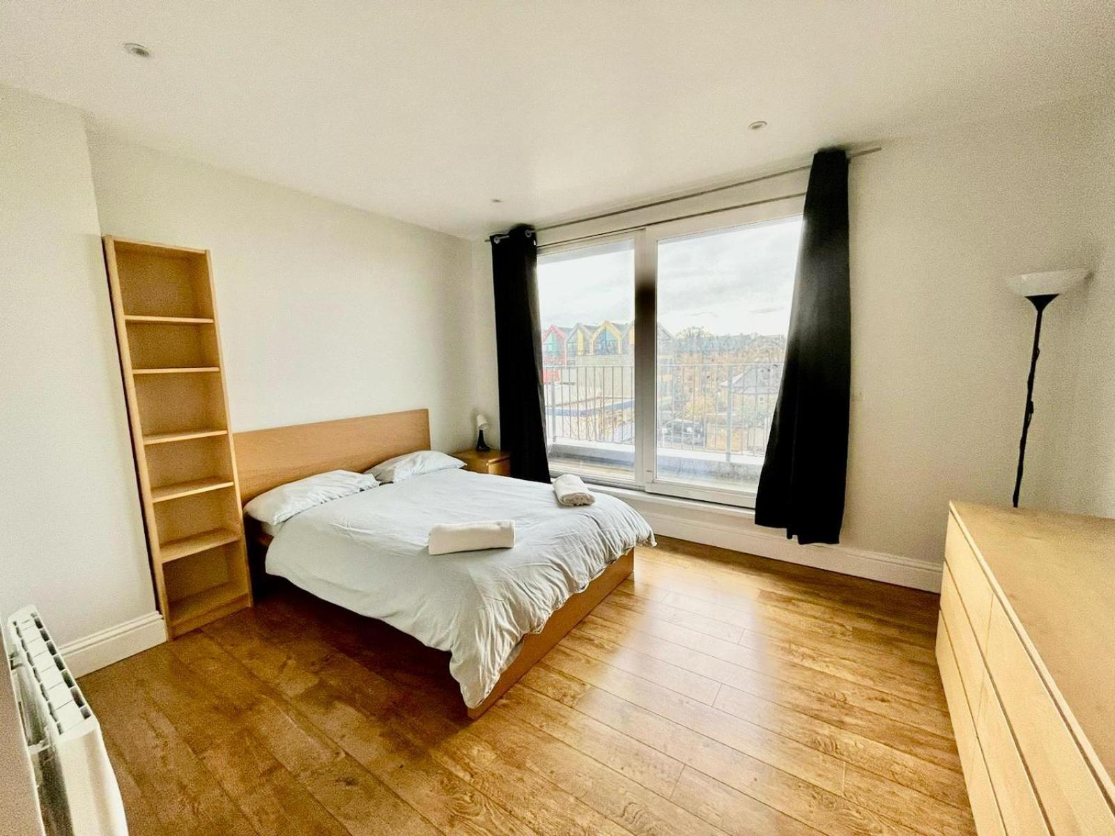 Appartement Modern Flat Near Transports